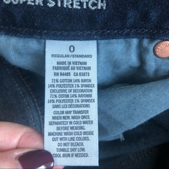 American Eagle dark wash super stretch skinny jeans - Picture 8 of 8